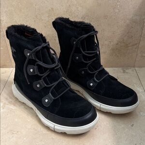 Sorel Black and Cream Winter Boots
